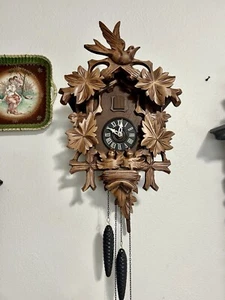 Restored Cuckoo Clock. Perfect Working Condition. (03) - Picture 1 of 9