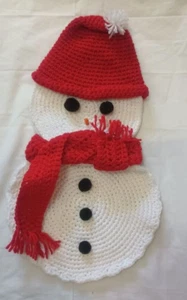 Vintage Crocheted Handmade Christmas Holiday Snowman Wall Hanging White & Red - Picture 1 of 4