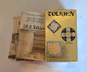 J.R.R. Tolkien - Herr der Ringe Trilogie 1976 PAPERBACK BOX SET - EXC / LESEN - Bild 1 von 6