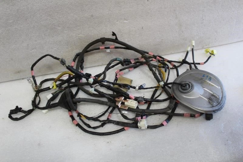 TOYOTA MR2 SPYDER 2000 2001 2002 2003 2004 2005 CARROCERÍA DERECHA SUELO ARNÉS CABLEADO Foto 1 de 4