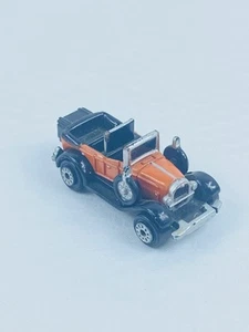 Micro Machines 27 Lincoln Touring Car - Cabrio arancione e nero - Galoob - Foto 1 di 10