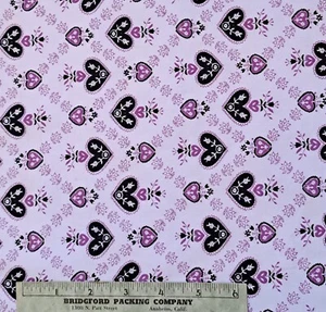 Large Scrap of Vintage Cotton Broadcloth Fabric with hearts - Quilting, Crafting - Picture 1 of 1