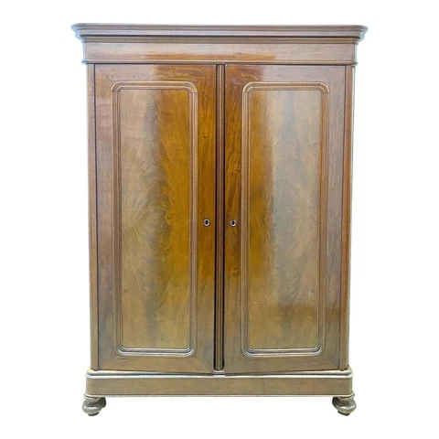 ENGLISH VICTORIAN MAHOGANY ARMOIRE Cover