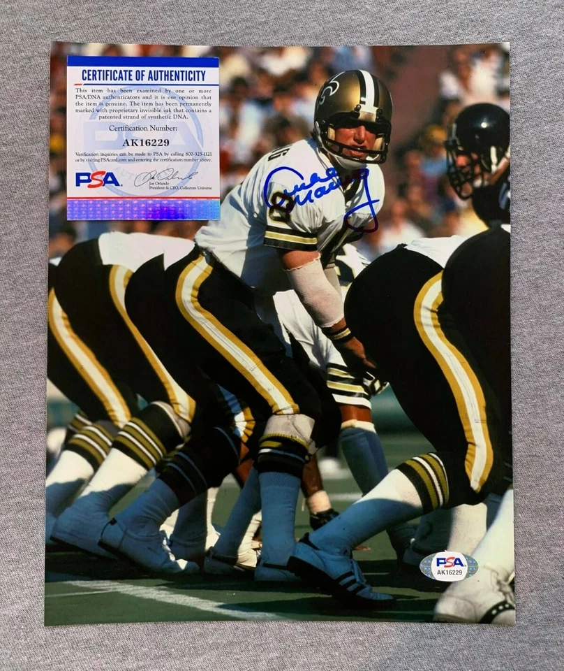 NEW ORLEANS SAINTS- ARCHIE MANNING AUTOGRAPH 8x10 ACTION PHOTO PSA/DNA AK16229 - Image 1 of 1