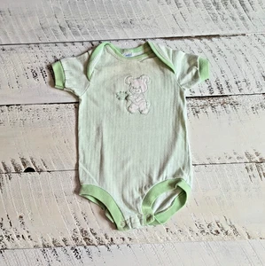 Carter’s Size 12M Vntg 1970s Pale Green Ribbed Embroidered Teddy Bear Bodysuit - Picture 1 of 10