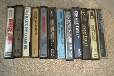 Classic Country Cassette Lot George Jones Merle Haggard Conway Twitty Lynn - Image 1 of 3