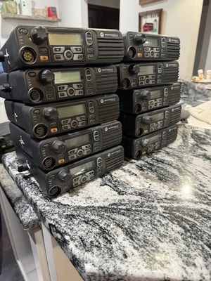 Lot Of 10 Motorola XPR4550 XPR Dmr Mototrbo VHF TWO WAY RADIO - Image 1 of 4
