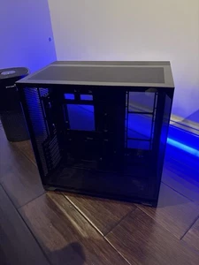 Lian Li O11 Vision Compact Black PC Case - Picture 1 of 10