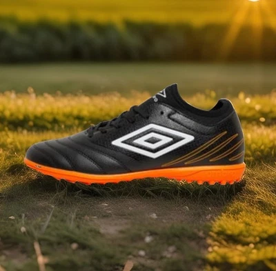 ⭐️UMBRO Tocco IV 1.0 TF Fußballschuhe, NEU/OVP, Kunstrasen, schwarz, UVP: 55€⭐️ - Bild 1 von 4