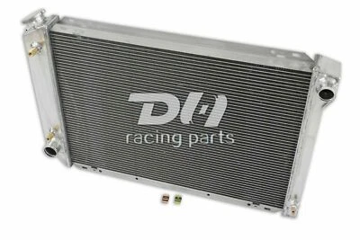 Radiador de aluminio de 4 filas para 80-84 Ford F100 F150 F250 F350 Bronco V8 561 5,0-7,5 L Foto 1 de 4