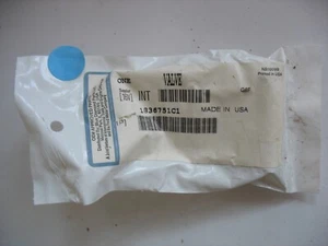 New INTERNATIONAL Engine VALVE 1836751C1 - Imagen 1 de 2
