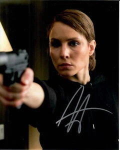 Anne Hathaway Unlocked Movie Actress Hollywood Signed 8 x 10 Photo COA TTM - Picture 1 of 3