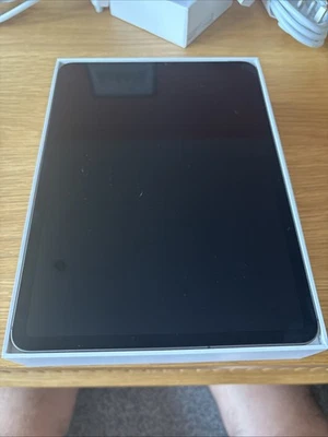 Apple iPad Pro 2nd Gen. 512GB, Wi-Fi, 11 in - Space Grey - Image 1 of 2
