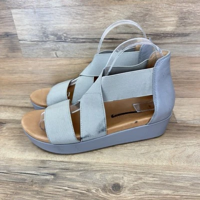 Sandalias elásticas planas cruzadas Charlene Gentle Souls by Kenneth Cole para mujer 7,5 Foto 1 de 4