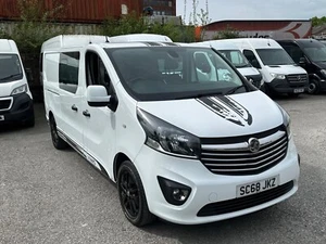 2018 Vauxhall Vivaro 1.6 CDTi 2900 BiTurbo ecoTEC Limited Edition Nav Crew Van L - Picture 1 of 22