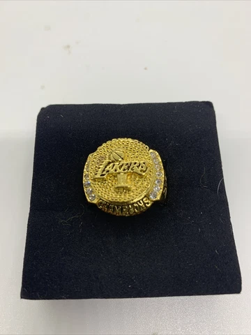 Kobe Bryant Los Angeles Lakers 2009 Championship Ring Replica NBA Cover