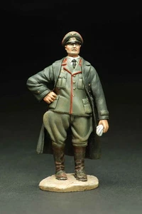 FIGARTI PEWTER WW2 GERMAN G1002SP WW2 GERMAN OFFICER - Picture 1 of 1
