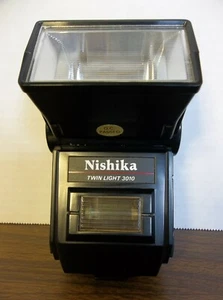 Nishika Twin Light 3010 Adjustable, Tilting, Electronic Flash Parts Not working - Picture 1 of 11