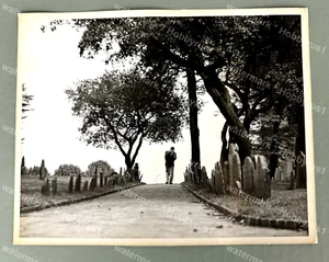 Cemetery Graves Copps Hill Burying Ground Boston MA 1950s Original Press Photo - Picture 1 of 3
