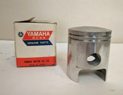 Новый из старых запасов Yamaha 1967 YR1 1968 YR2 0,75 мм поршень 3 O/S 168-11637-00 (YA/P1) - Изображение 1 из 2