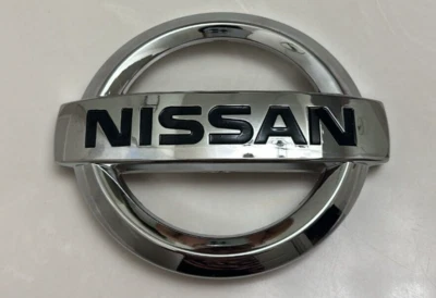 FRONT GRILLE EMBLEM FOR NISSAN ROGUE SPORT 2017-2018 (NO RADAR) 62890-4EA0A - Image 1 of 3