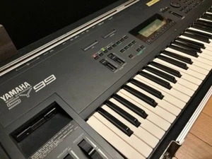 Yamaha SY99 synthesizer keyboad Good - Picture 1 of 4