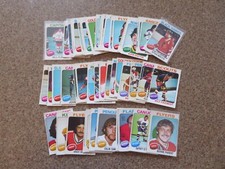 1975-76 O-Pee-Chee OPC Hockey  U Pick  will combine ship  Cards 19 to 391 lot #2