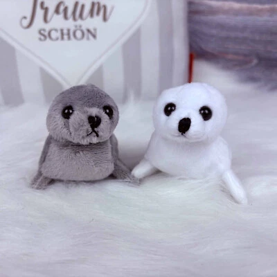 Plüsch Seehund grau o. weiß 11cm Kuscheltier Stofftier Robbe maritim - Bild 1 von 3