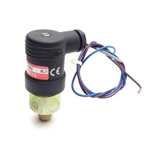 Numatics PS180CAN02 Pressure Switch, 14-150psig, 300psi Max, 1/8" NPTF - Picture 1 of 4