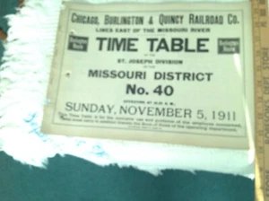 CB&Q RR Co. Time Table #40 Mo. Dist. Nov.5,1911, 12 pg Unfolded & Well Preserved - Picture 1 of 10