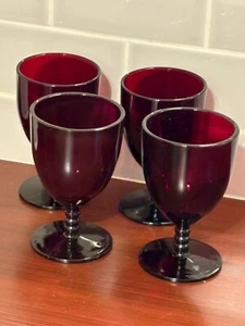 Set Deko Periode Rubin Rotweingläser..... - Bild 1 von 2