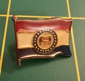 MISSOURI STATE FLAG Hat/Lapel pin, S26 - Picture 1 of 2