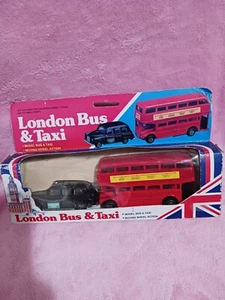 LONDON BUS & TAXI SCALE 1:64 DIE-CAST METAL MOVING WHEEL ACTION - NEW - Picture 1 of 6