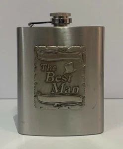 20104 BEST MAN MATT SILVER 150ml HIP FLASK WITH BADGE GIFT BOX WEDDING - Picture 1 of 2