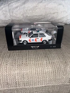(KI-09-28) Modelos Neo Escala Volvo 340 DL Politie Holland en 1:43 Policía Como Nuevo - Imagen 1 de 5