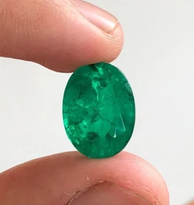 9.50 Cts Green Emerald , Top Quality Faceted Doublet Gemstone - Picture 1 of 6