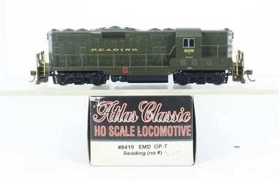 Atlas Classic HO Scale Reading EMD GP7 Diesel Locomotive #609 DCC Ready - Image 1 of 4