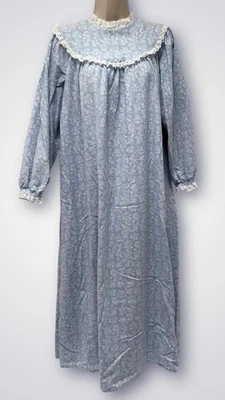 Lanz of Salzburg Nightgown S 100% Cotton Flannel Blue Floral Vintage Small - Image 1 of 4