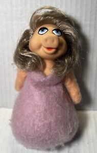 Vintage 70s 1979 Fisher Price Plush Beanie 7" Muppets Miss Piggy Bean Bag Doll