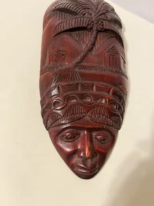 Hand carved wooden Caribbean wall hanger - Picture 1 of 6