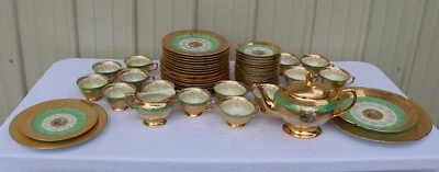 Early 20th Century Le Mieux French 24k Gold Hand Decorated Porcelain 53 Pieces - Image 1 of 4