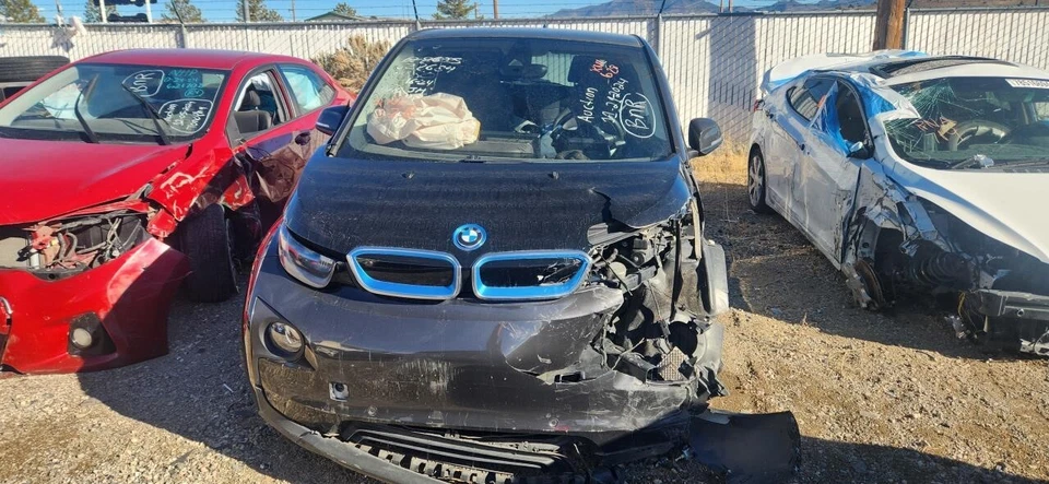 二手 右遮阳板 适合:2014 Bmw I3 照明 右等级 A — 第 1/4 张图片