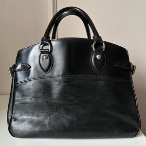Louis Vuitton Passy Tote PM Black Leather - Picture 1 of 12