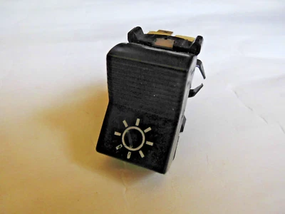 Ersatzteil Lichtschalter, vierpolig, für Shiguli/ LADA, FIAT, Polski FIAT - Bild 1 von 2