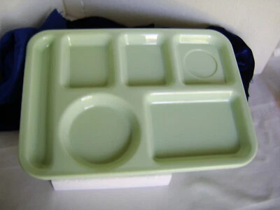 SiLite 614 School Lunch Divided Trays - Lot of 4 - Seafoam Green - Melamine - Image 1 of 4