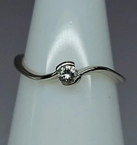 14K White Gold Solitaire 0.10ct Diamond Womens Ring Size 5.75 1.81g - Picture 1 of 20