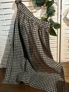 tea stained Prairie Homestead Apron In Black/cream Check Homespun Fabric - Picture 1 of 2