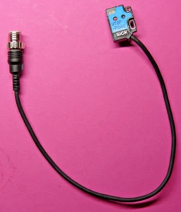 SICK WT2F-P240 Miniatur-Lichtschranke 0828S NEU - Picture 1 of 5