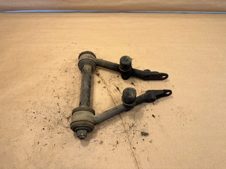 捷豹 XJ6 XJ12 XJS 原装前悬架上部 Wishbone 组件 原始设备制造商 — 第 1/4 张图片