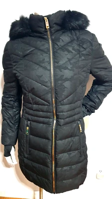全新 Michael Kors 绗缝 PUFFER FAUX FUR HOOD 黑色迷彩夹克 S 码 — 第 1/4 张图片
